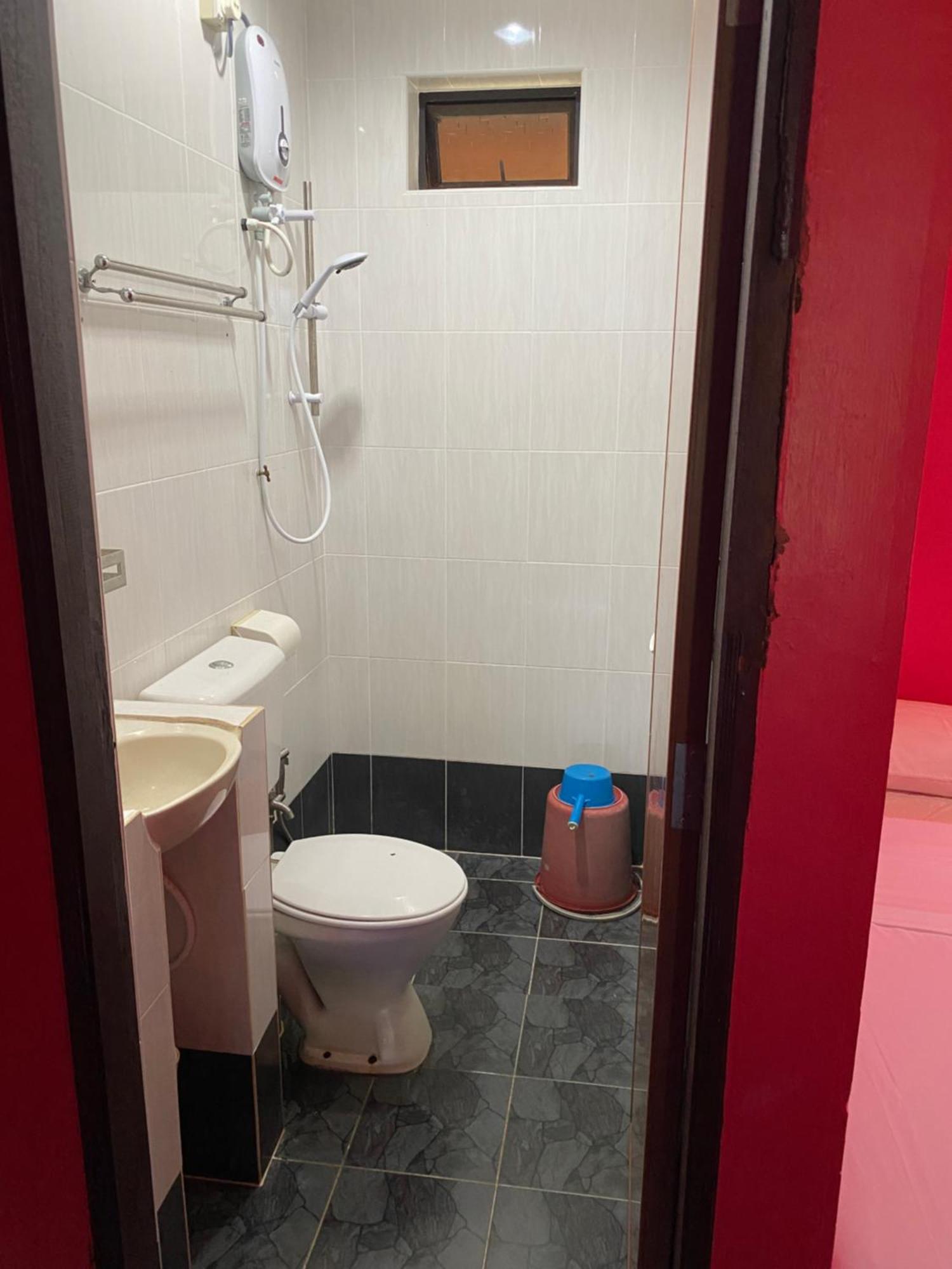 Nazri'S Place 2 Kampong Ayer Batang Room photo